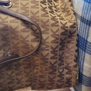 Micheal kors handbag